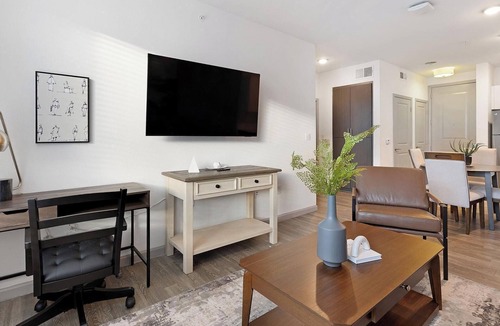 Central Arlington Apartment | Landing | Incredible 2BD, Clubhouse, Gym