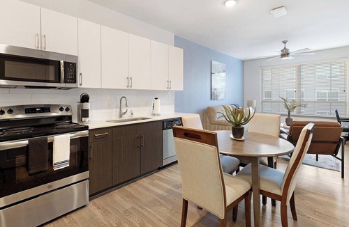 Central Arlington Apartment | Landing | Incredible 2BD, Clubhouse, Gym