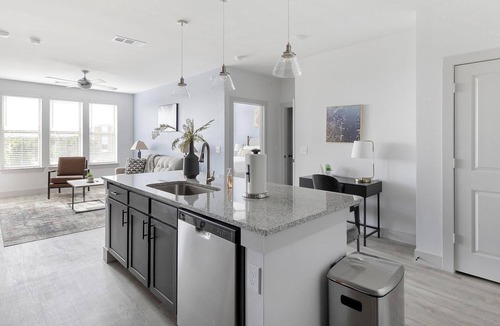 Corinth Apartment | Landing | Incredible 2BD in Corinth