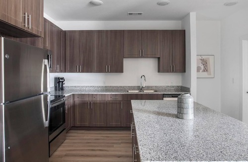 Garland Apartment | Landing | Incredible 2BD, Gym, Pool