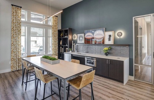 Fate Apartment | Landing | Incredible 2BD, Gym, Clubhouse