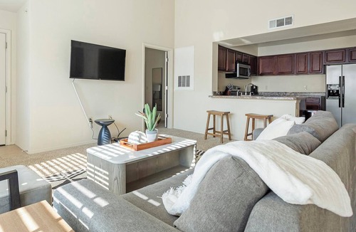 Broken Arrow Apartment | Landing | Incredible 2BD, Gym, Pool