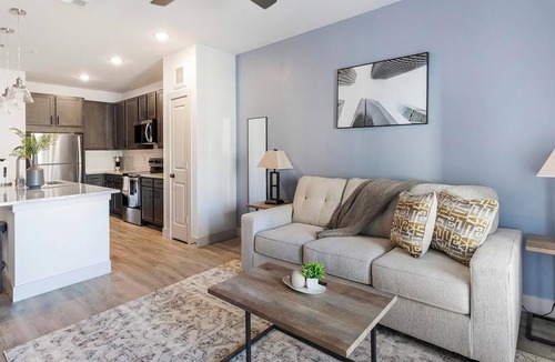 Corinth Apartment | Landing | Modern 1BD in Corinth