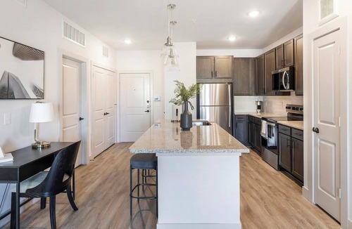 Corinth Apartment | Landing | Modern 1BD in Corinth
