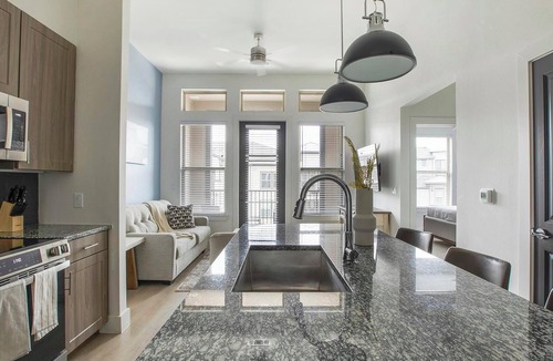 Melissa Apartment | Landing | Spectacular 1BD, Clubhouse
