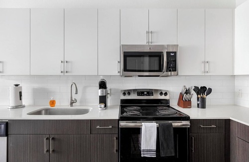 Central Arlington Apartment | Landing | Spectacular 2BD, Gym, Clubhouse
