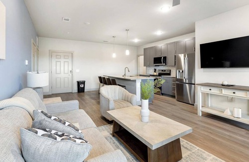 Midlothian Apartment | Landing | Spectacular 2BD, Game Room, Clubhouse