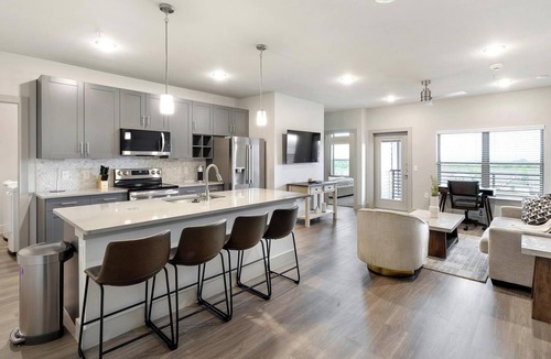 Midlothian Apartment | Landing | Spectacular 2BD, Game Room, Clubhouse