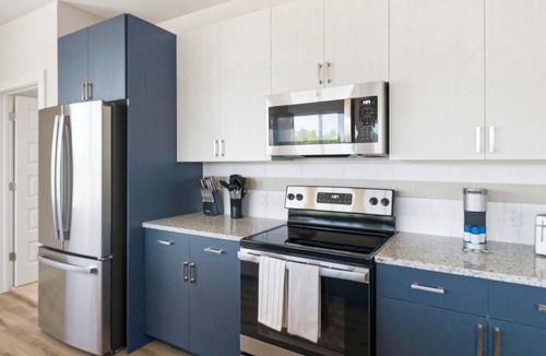 Conroe Apartment | Landing | Spectacular 2BD, Pool, Clubhouse