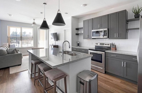 Ferndale Apartment | Landing | Spectacular 2BD, Gym, Yoga Studio