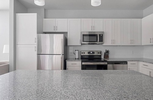 Conroe Apartment | Landing | Stunning 1BD, Clubhouse, Pool