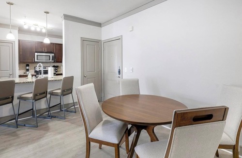 Northeast Carrollton Apartment | Landing | Stunning 3BD, Clubhouse