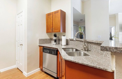 Lewisville Apartment | Landing | Stylish 2BD, Clubhouse, Gym
