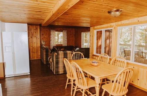 Willisville Cottage | Lang Lake Resort