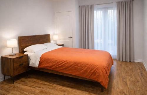 North York Apartment | Large 2bdr 2wshr, private terrace, gym, sauna, garage