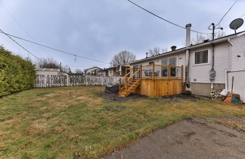 Saint-Hubert House | Large 4 Bed House - 25mn from Montreal