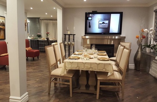 Brossard House | Large And Charming two floor main level Duplex 12 minutes from downtown Montreal