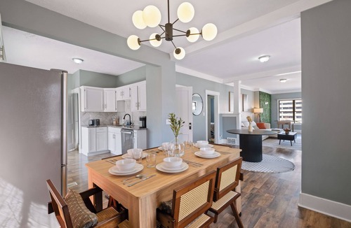 Morton Meadows House | Large BDRM W/private Nook Near UNMC/Blackstone - Shared House