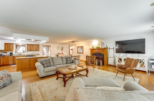 Grove House | Large Lakefront Home | Pool, Hot Tub & Boat Dock