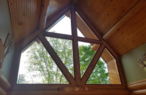 Lyndhurst Cottage | Large log home in private bay on Rideau Lakes near Kingston+1000 Islands