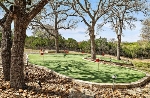 Boerne House | Lazy River Ranch - Events - Fire Pit - Hot Tub - Billiards