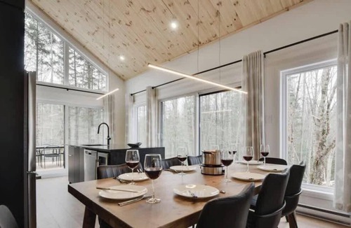Pont-Rouge Ski Chalet | Le Baumier | Relaxation Luxury | Private spa and f