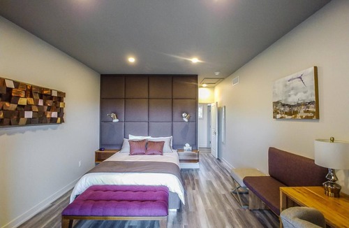 La Peche Cabin | Le Bellevue Modern Lodge