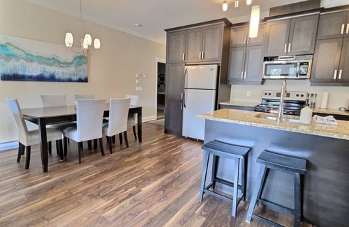 Bromont Condo | LE CHAMPLAIN CONDO 104, in BROMONT, View on the Pool and Mountain, CITQ#248205