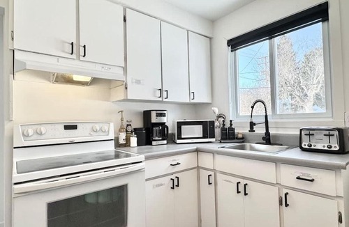 Ste. Foy Apartment | Le Cocooning - with EV Chrger Level 2