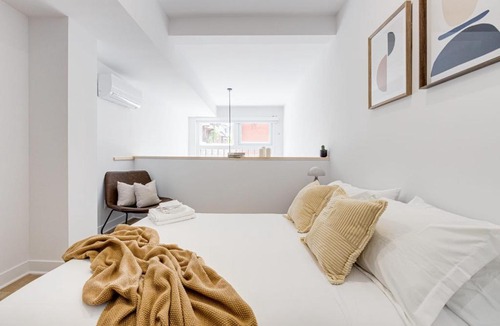 Mile End Apartment | Le Mile End by M11 - Modern & Stylish 1BDR with Sofa Bed