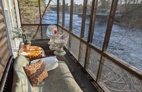 Notre-Dame-des-Prairies Ski Chalet | Le Perché-sur-la-rivière
