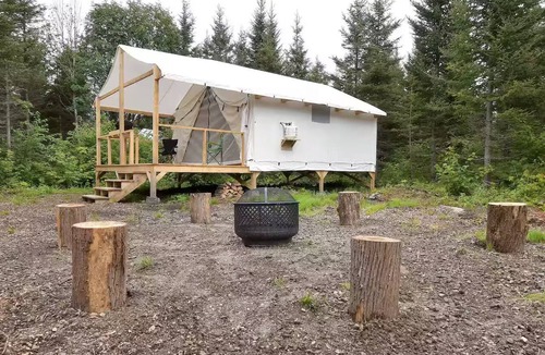 La Malbaie RV Rental | Le tigneny!: Ready to camp in Charlevoix!