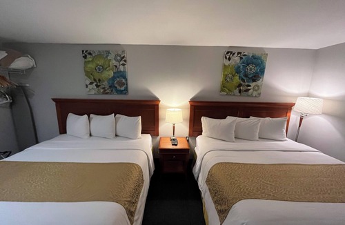 Mattawa Hotel | Le Voyageur Inn