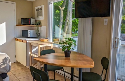 Cap-Saint-Ignace Ski Chalet | Les Chalets Bleus - Little cottage between nature and river - Cottage 12
