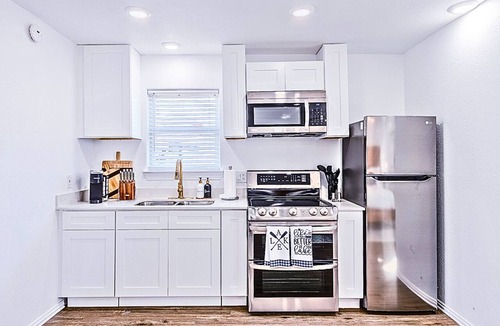 Little Elm Apartment | Little Elm Studio Cottage | Monthly Stays | WiFi | Fire Pit