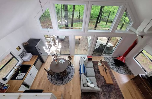 Mena Cabin | Loblolly Pines Cabin - A modern retreat on 6 acres