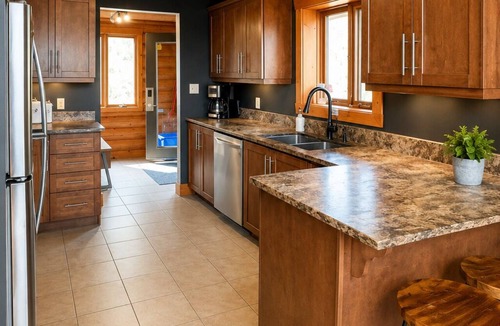 Saint-Faustin-Lac-Carre Ski Chalet | Log cabin | SPA, Comfort & Nature | Pets allowed!