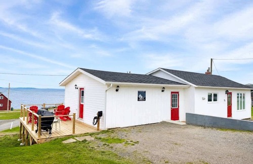 Crow Head House | Long Beach Lookout Vacation Rental