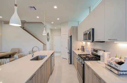 Northside House | Looking for a cozy escape? Our beautifully appointed is just what you need