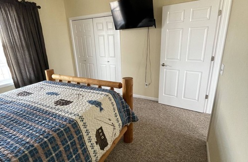 Weldon House | Looking for a cozy getaway? This country property is perfect!