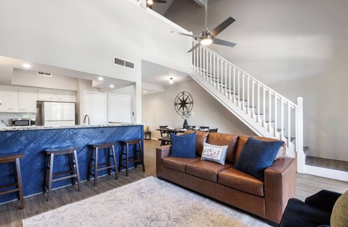 April Sound Condo | Lux Condo on Lake Conroe I Lakeview/Gameroom