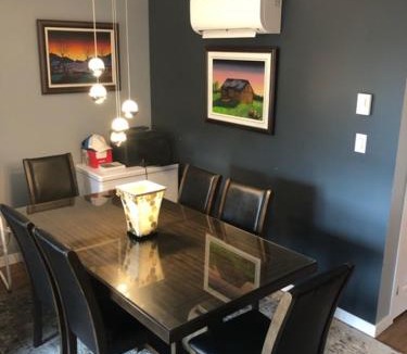 Brossard Apartment | Luxurious Apartment in Brossard with Terrace