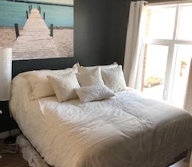 Brossard Apartment | Luxurious Apartment in Brossard with Terrace