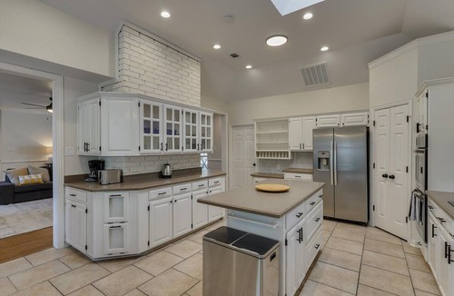 North Richland Hills House | Luxurious 5 Bedroom Retreat with Pool!