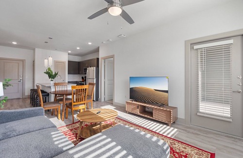 Stony Ridge North Apartment | Luxury 2BD/2BA Next to Airport 9930