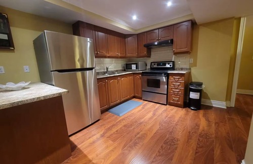 Brampton House | Luxury Executive Suite in Valley