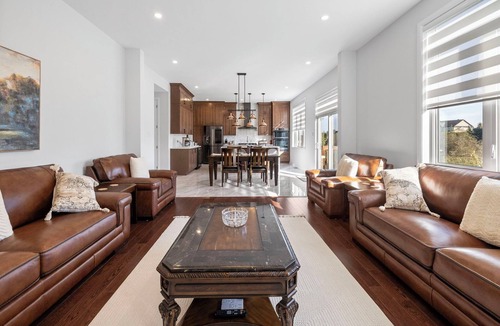 Ottawa Division House | Luxury home: 733 Coast Circle Manotick, Ottawa. 30 nights minimum stay.