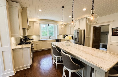 Eureka Springs House | Luxury home in Eureka Springs
