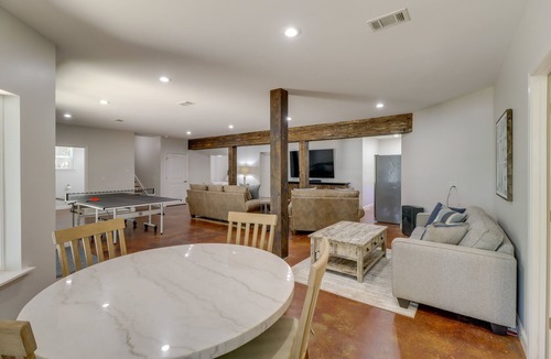 Edgemont House | Luxury Lakefront Retreat w/Deck & Patio!