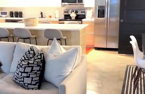 Cherokee Village House | Luxury Modern Ozark Lakefront Experience. Swim Dock, Kayaks & Sunset Views